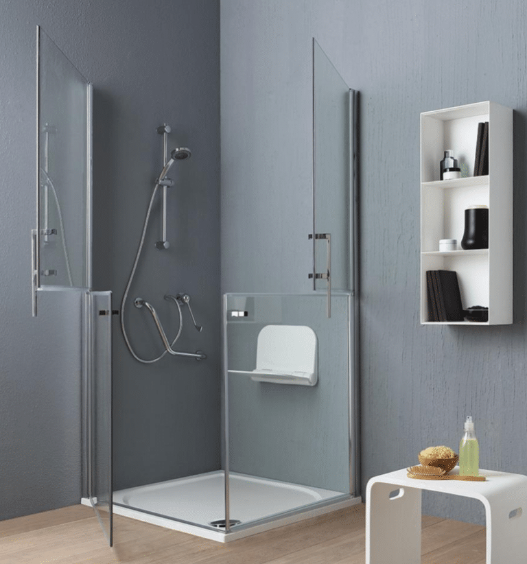 Choisir une cabine de douche PMR